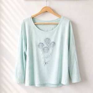 True Freedom XL Jr. Mint Green Love Heart Balloon Graphic Raglan Top Flowy